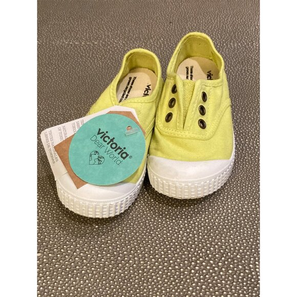 Victoria Slip On Sneakers Size 23 EU New With Tag - Picture 1 of 3